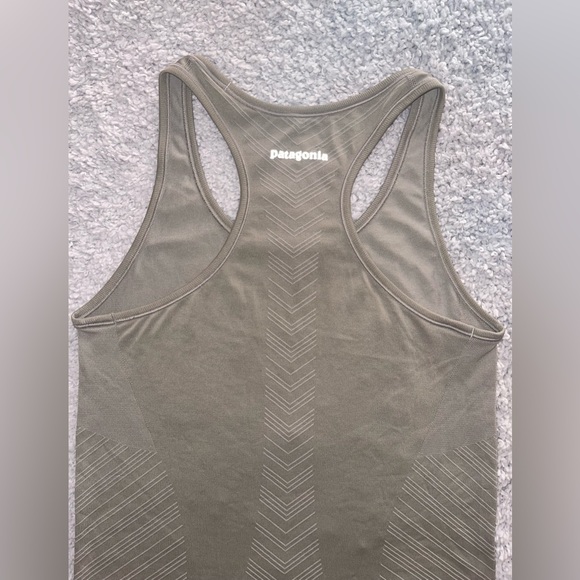 Women’s Patagonia Racerback Tank Top Smokey Grey Size Small - Picture 5 of 6